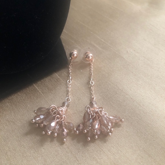 Crystal necklace & matching dangle earrings - Picture 4 of 6